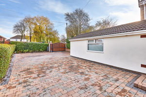 Photo 52- click for photo gallery